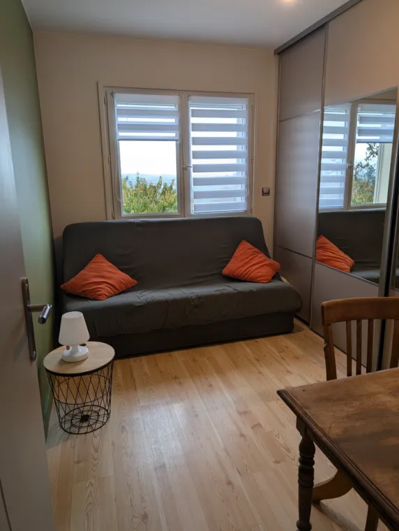 Réaménagement intérieur d'un petit salon détente à Saint-Romain-de-Popey, Lentilly, L’Atelier Qu’Antique